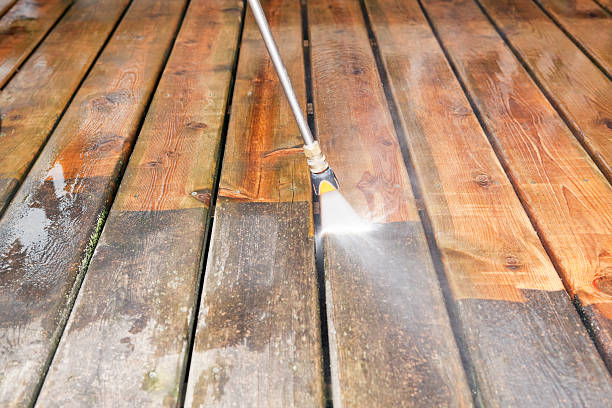 Best Window and Screen Pressure Cleaning in Rainbow City, AL